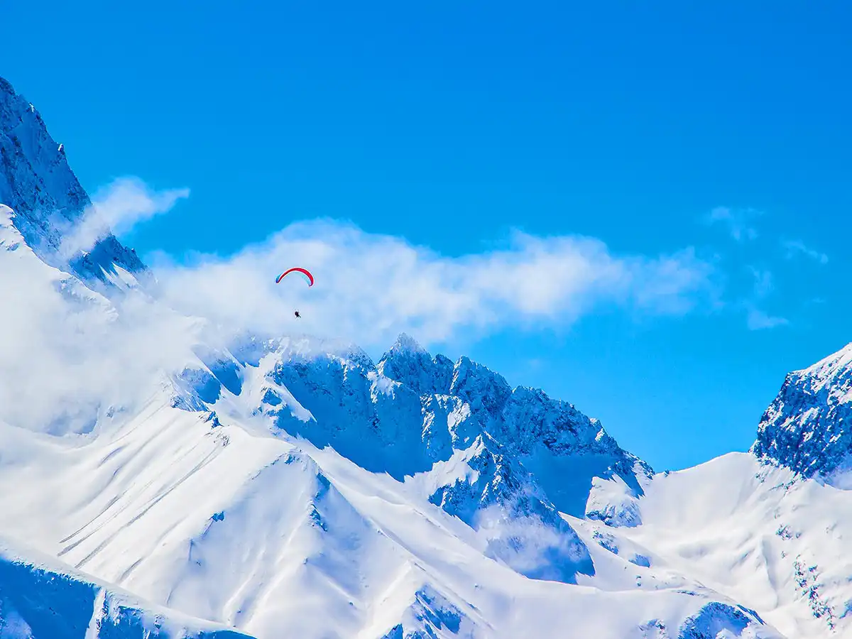 Parapente en hiver en Savoie
